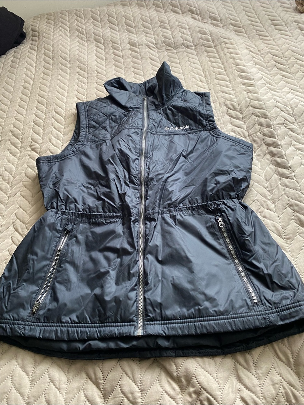 Columbia Women's Dark Blue Quilted Packable Vest
